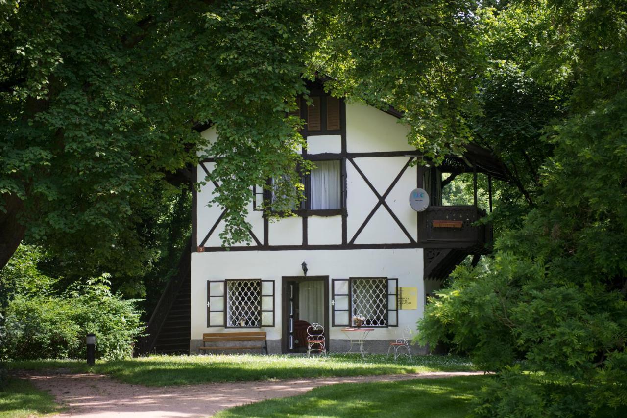 Chateau Loucen Garden Retreat Esterno foto