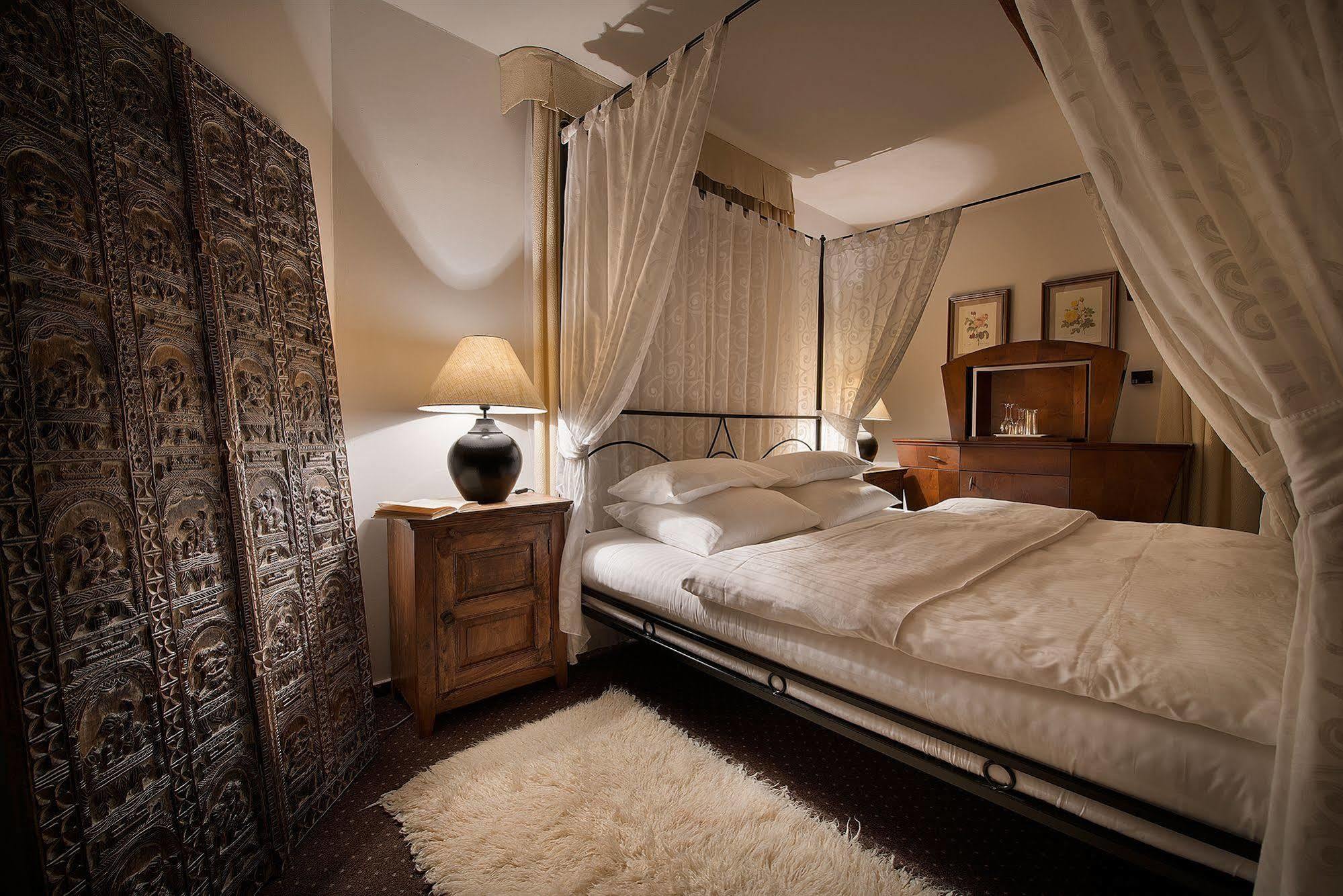 Chateau Loucen Garden Retreat Esterno foto